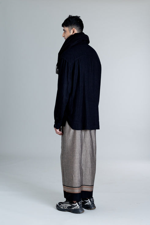 CHUNAKKARA Hand Woven Light weight Single Mundu with Jaccquard