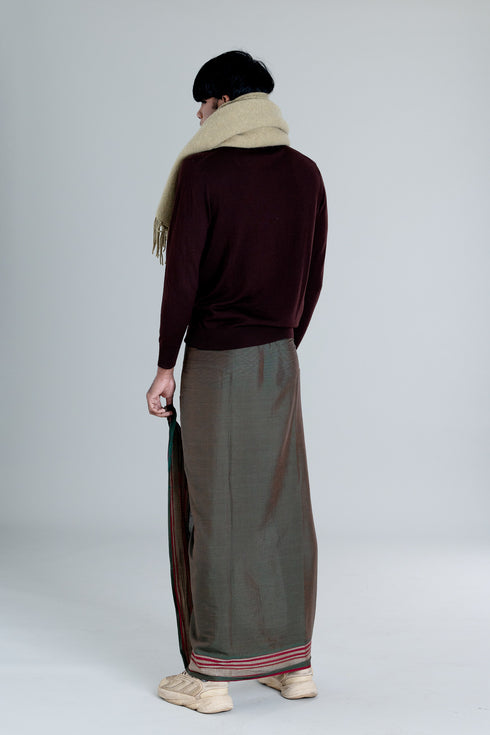 KAINIKKARA Hand Woven Light weight Single Mundu with Jaccquard